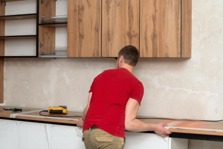 Comment transformer votre intérieur grâce à la menuiserie sur mesure ?