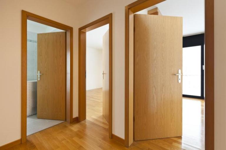 Tout savoir sur l'installation de portes pour valoriser votre intérieur